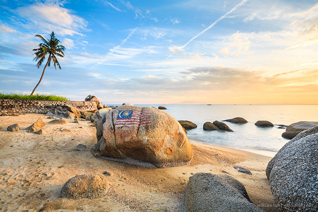 pantai feringhi 2 - 4 Tempat Wisata di Penang Malaysia yang Belum Banyak Orang Tahu