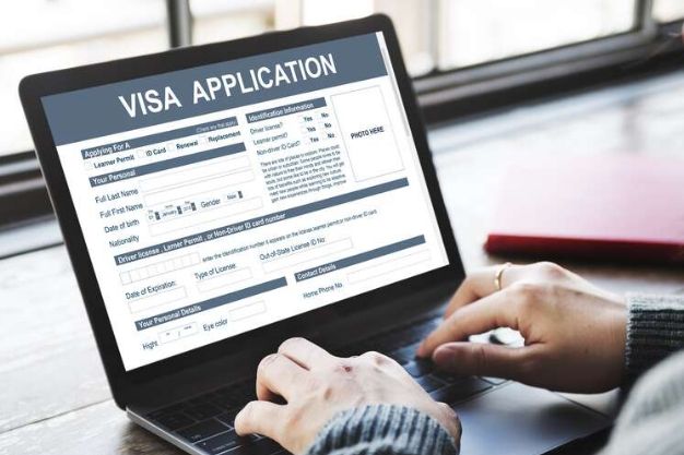 visa online imigrasi - Para Lulusan: Gunakan Visa Kerja Malaysia untuk Bekerja Secara Aman