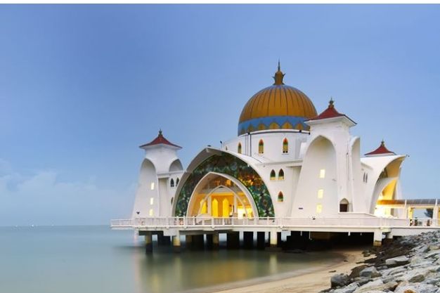 Untitled design 60 - 12 Destinasi Wisata Melaka, Kota Tua Paling Bersejarah di Malaysia