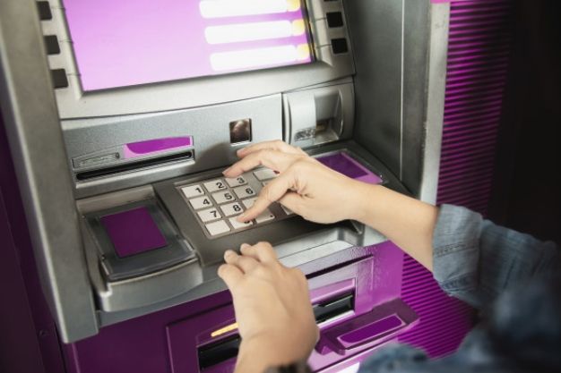 cara transfer uang lewat atm 2 - Jangan Bingung! Begini Cara Mudah dan Aman Transfer Uang Lewat ATM