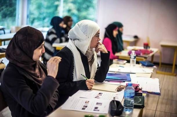 pelajar muslim e1593215186872 - Kuliah Jurusan Keuangan dan Perbankan Syariah di Malaysia