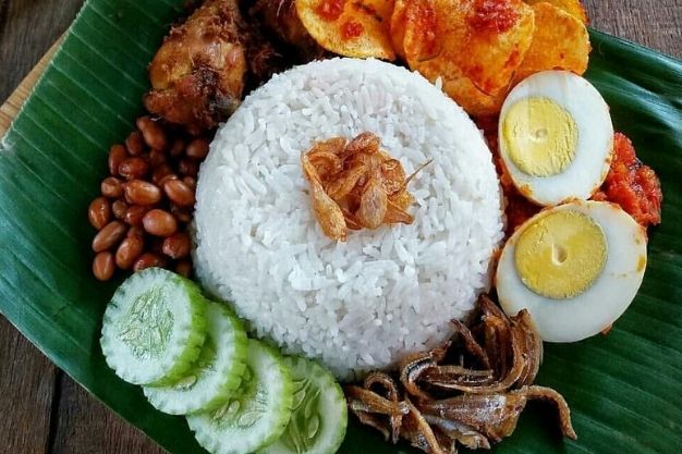 makanan enak 1 - 6 Rekomendasi Kuliner Street Food Malaysia yang Bikin Ketagihan