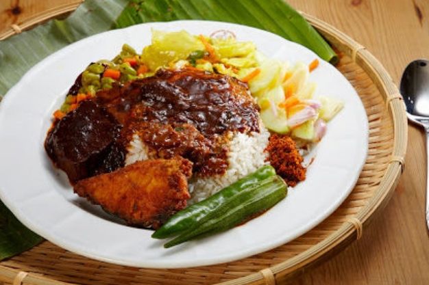 makanan enak 2 - Icip Makanan Enak Khas Kuala Lumpur Saat Liburan ke Malaysia