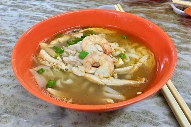 rsz kai see hor fun shredded chicken hor fun ipoh food guide food for thought 1024x768 1 - Cicipi 5 Kuliner Khas Ini saat Liburan di Ipoh Malaysia