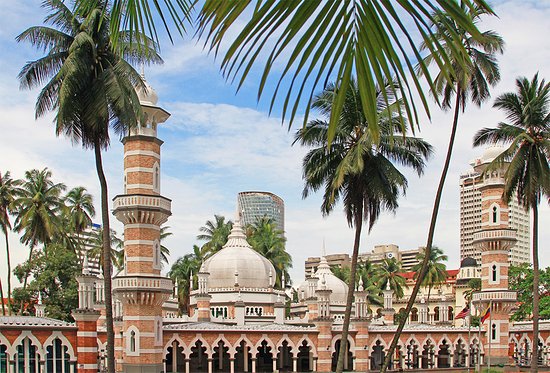 jamek mosque - Yuk, Coba Liburan ke Tempat Bersejarah di Malaysia!