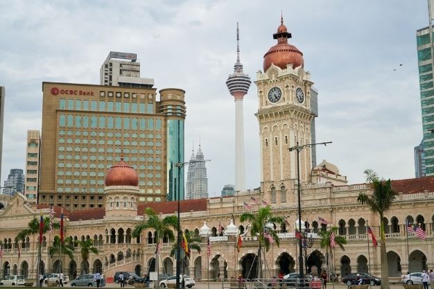 qelola 2 2 - Karakteristik Negara Malaysia: Sejarah dan Fakta-fakta Unik