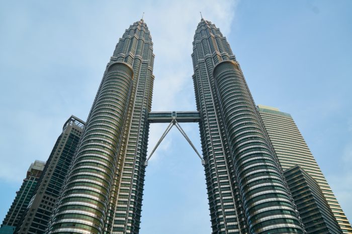 kl tower pexels 700x467 - Menara Kembar Petronas dan Wisata Wajib Telusuri di Malaysia!