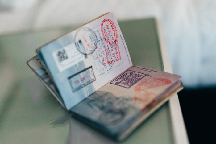 pengesahan unsplash 700x467 - Indonesia Passport, Ini Cara Mengajukannya Untuk Pekerja Migran